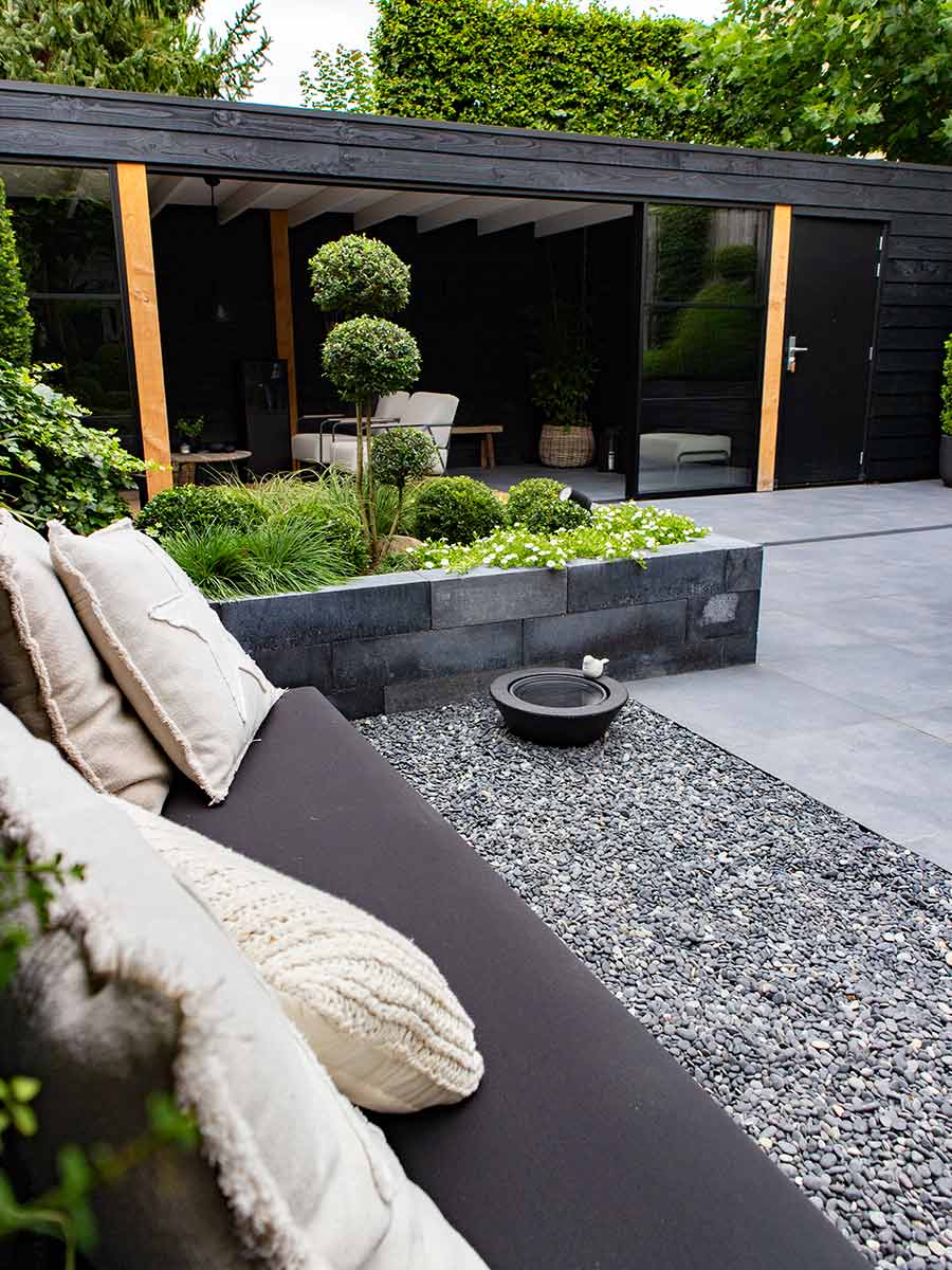 Beach pebbles 8 - 16mm aangelegde tuin