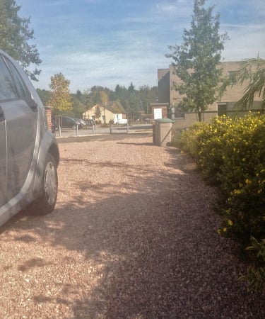 Belgisch rood split 8 - 16 parking
