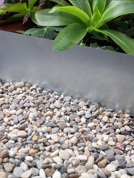 Multi-Edge METAL verzinkt 150x37,5cm aangelegd