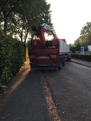 Lossen van big bag Lossen van big bag